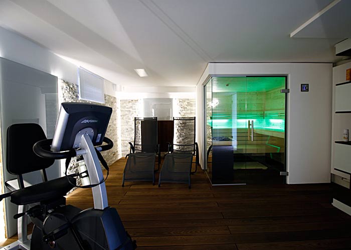 Müther Blockbohlensauna LED grün Fitness
